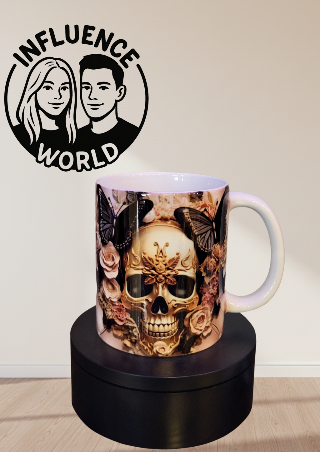 Tasse mit goldenem Totenkopf und Schmetterling 15OZ