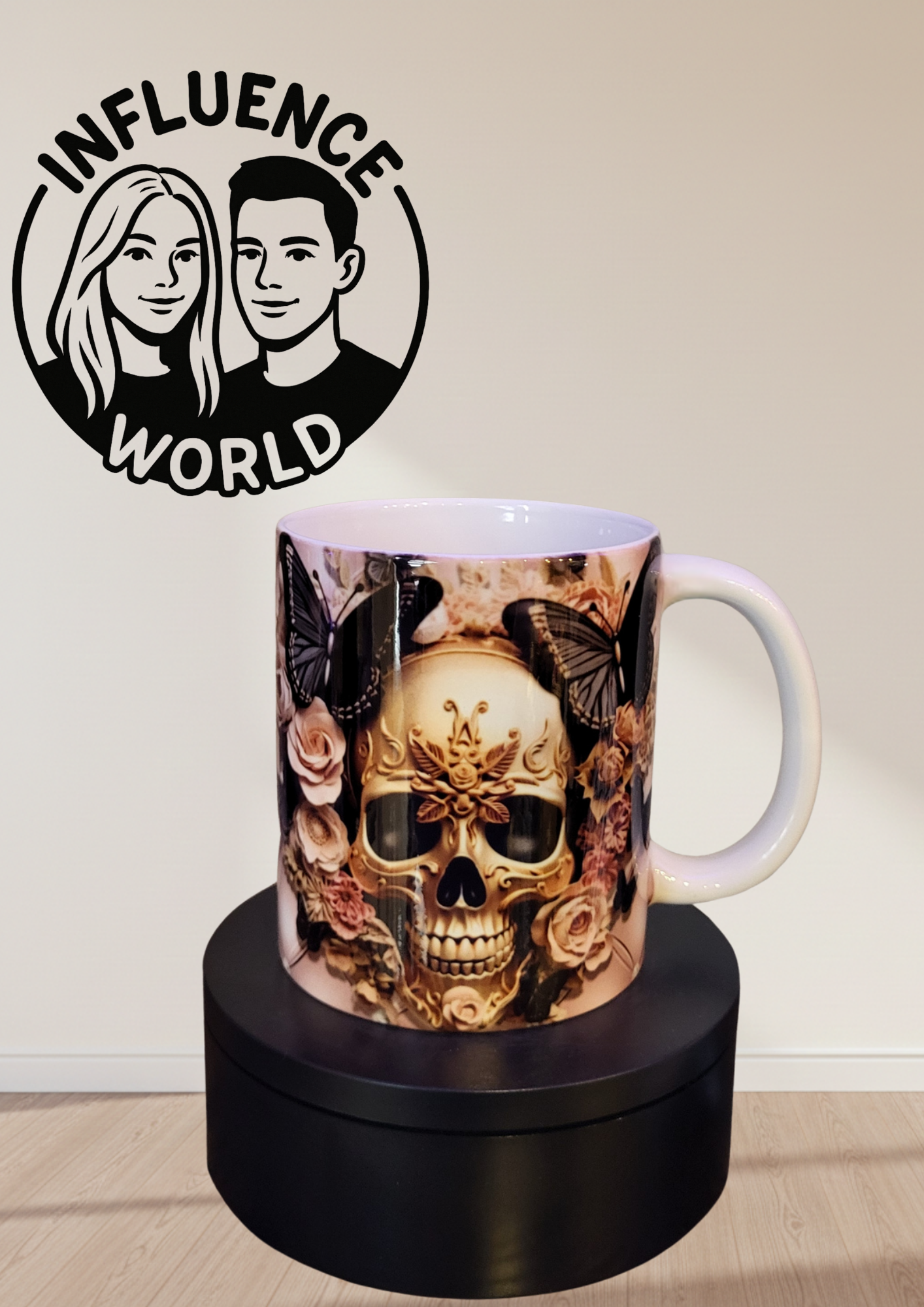Tasse mit goldenem Totenkopf und Schmetterling 15OZ