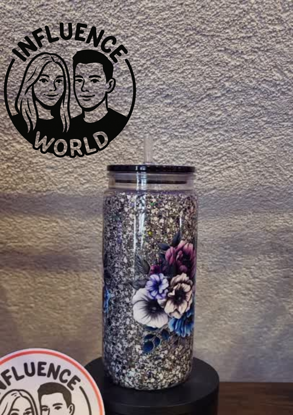 Floral Silver Sparkle Becher – Handgefertigter 20 oz Schüttelbecher mit Blumen-Design