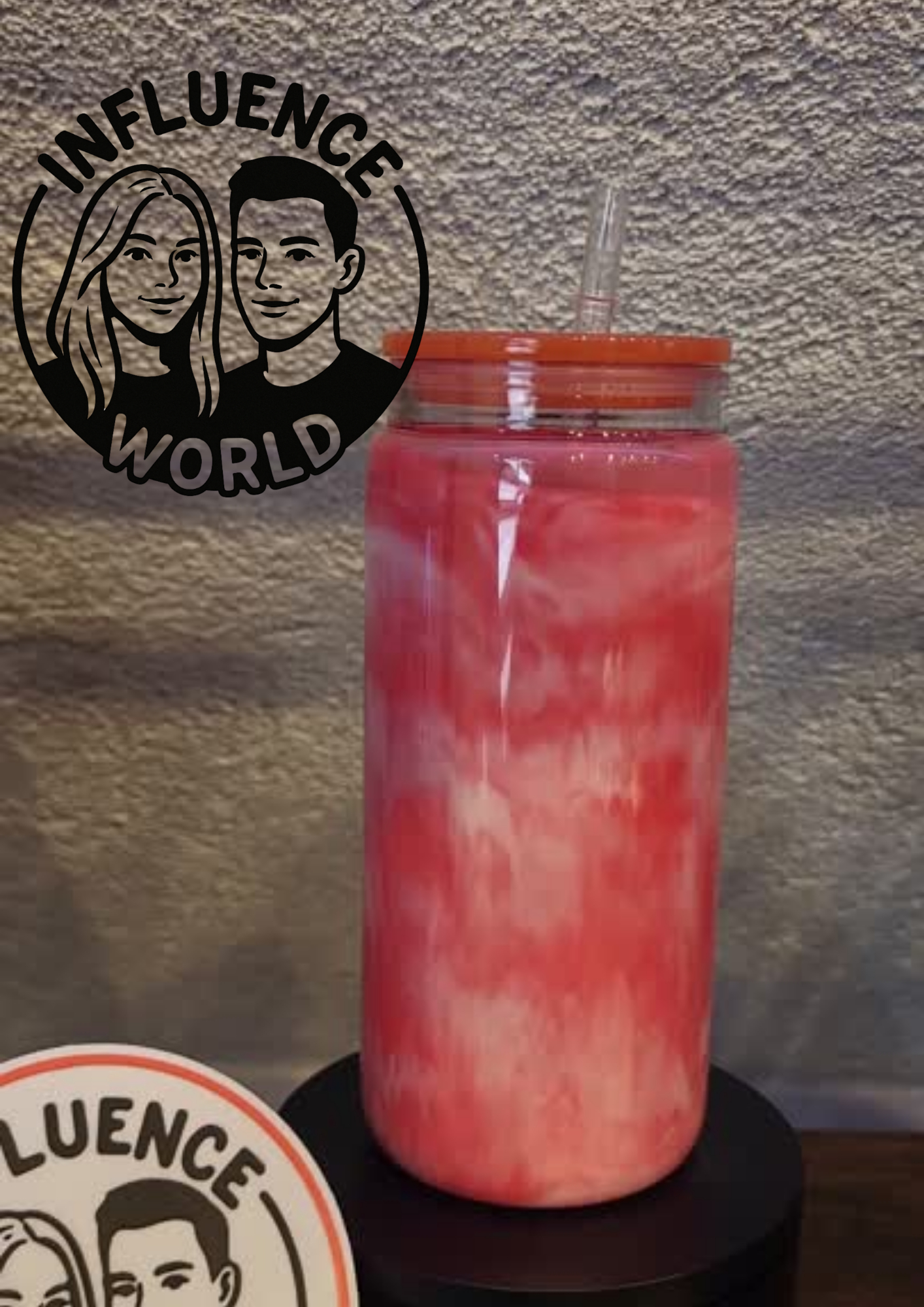 Milkshake Edition RED WHITE Flow 20oz mit Motiv Snowglobetumbler Unikat
