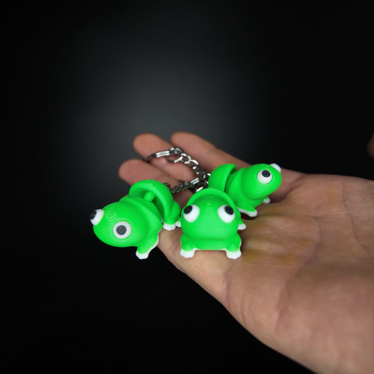 🐸 Kulleraugen-Frosch Schlüsselanhänger – Dein treuer "Hop-on" Begleiter